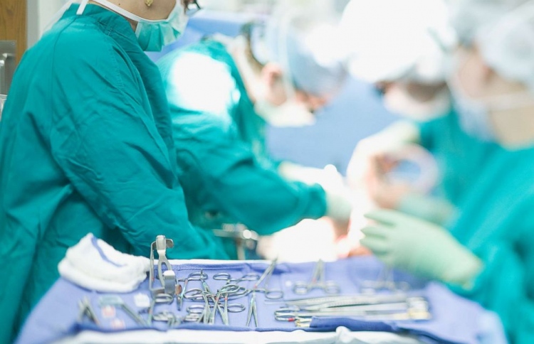 އިންޑިއާ އަންހެނެއްގެ ބަނޑުން ގަހަނާ އާއިި ފައިސާ ފޮތި