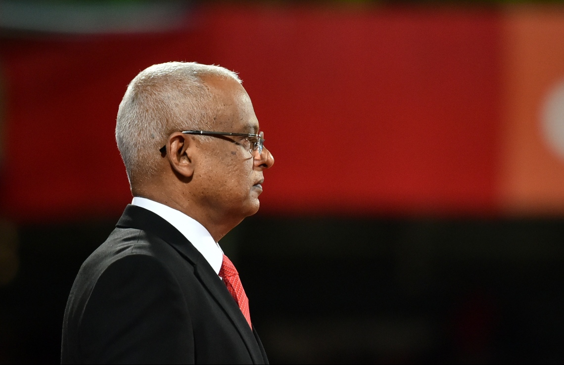 މާލެ: ޖުލައި 26، 2019- ގަލޮޅު ދަނޑުގައި ކުރިއަށްދިޔަ މި އަހަރުގެ މިނިވަން ދުވަހުގެ ކުޅިވަރުތައް ރައީސް އިބްރާހިމް މުހައްމަދު ސޯލިހް ބައްލަވާލައްވަނީ.---ފޮޓޯ: ހުސައިން ވަހީދު/މިހާރު