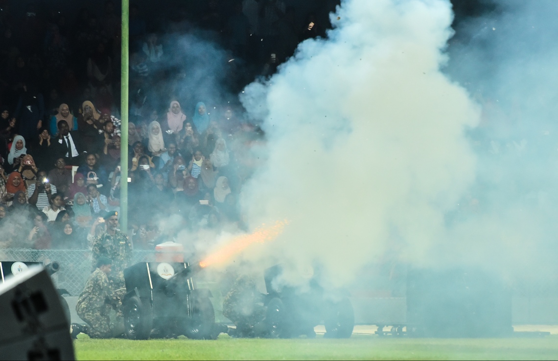 މާލެ: ޖުލައި 26، 2019- ގަލޮޅު ދަނޑުގައި ކުރިއަށްދިޔަ މި އަހަރުގެ މިނިވަން ދުވަހުގެ ކުޅިވަރުތަކުގެ ތެރެއިން.---ފޮޓޯ: ހުސައިން ވަހީދު/މިހާރު