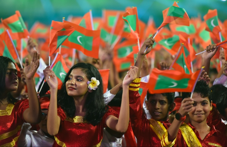 މިނިވަންދުވަހުގެ ކުޅިވަރުތަކުގައި 800 ކުދިން