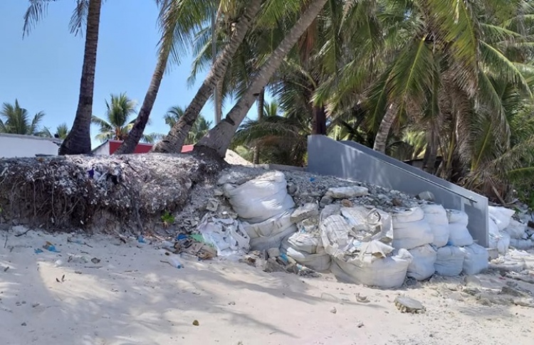 ގޭ ބުޑަށް ރާޅު! މޫލެކެޑެއަށް ހައްލެއް ނެތީތަ؟