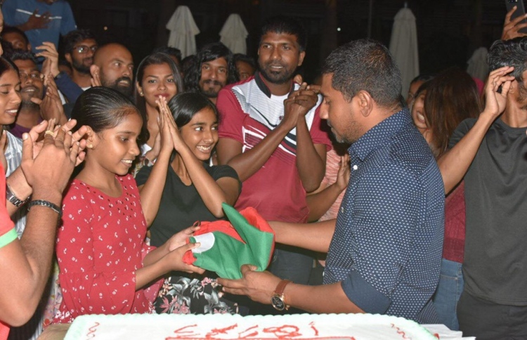 ނިމުމުގެ ރަސްމިއްޔާތުގައި ދިދަ އުފުލާނީ ދީމާ!