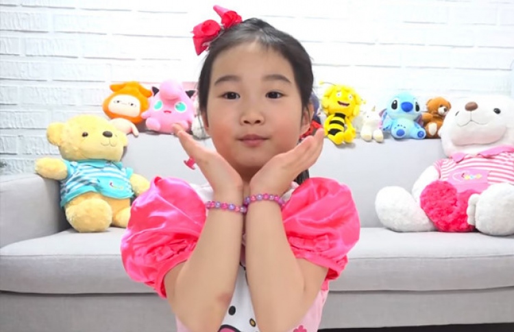 ހަ އަހަރުގެ ކުއްޖަކު 8 މިލިއަން ޑޮލަރަށް ގެއެއް ގަނެފި