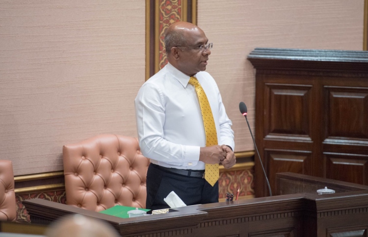 ގަތަރާ ގުޅުން ކަނޑާލީ އެރި ފޯރިއެއްގައި: ޝާހިދު