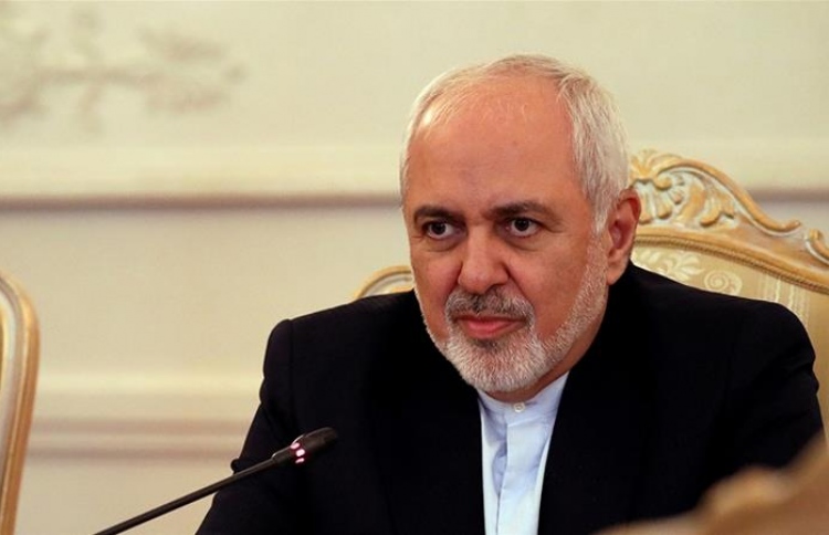 ޒަރީފަށް ފިޔަވަޅު އެޅީ ޓްރަމްޕްއާ ބައްދަލު ނުކުރުމުން