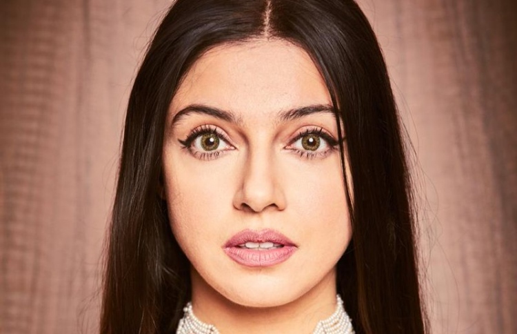 ބޮލީވުޑްގެ ޚަބަރުތައް ކުރުކޮށް