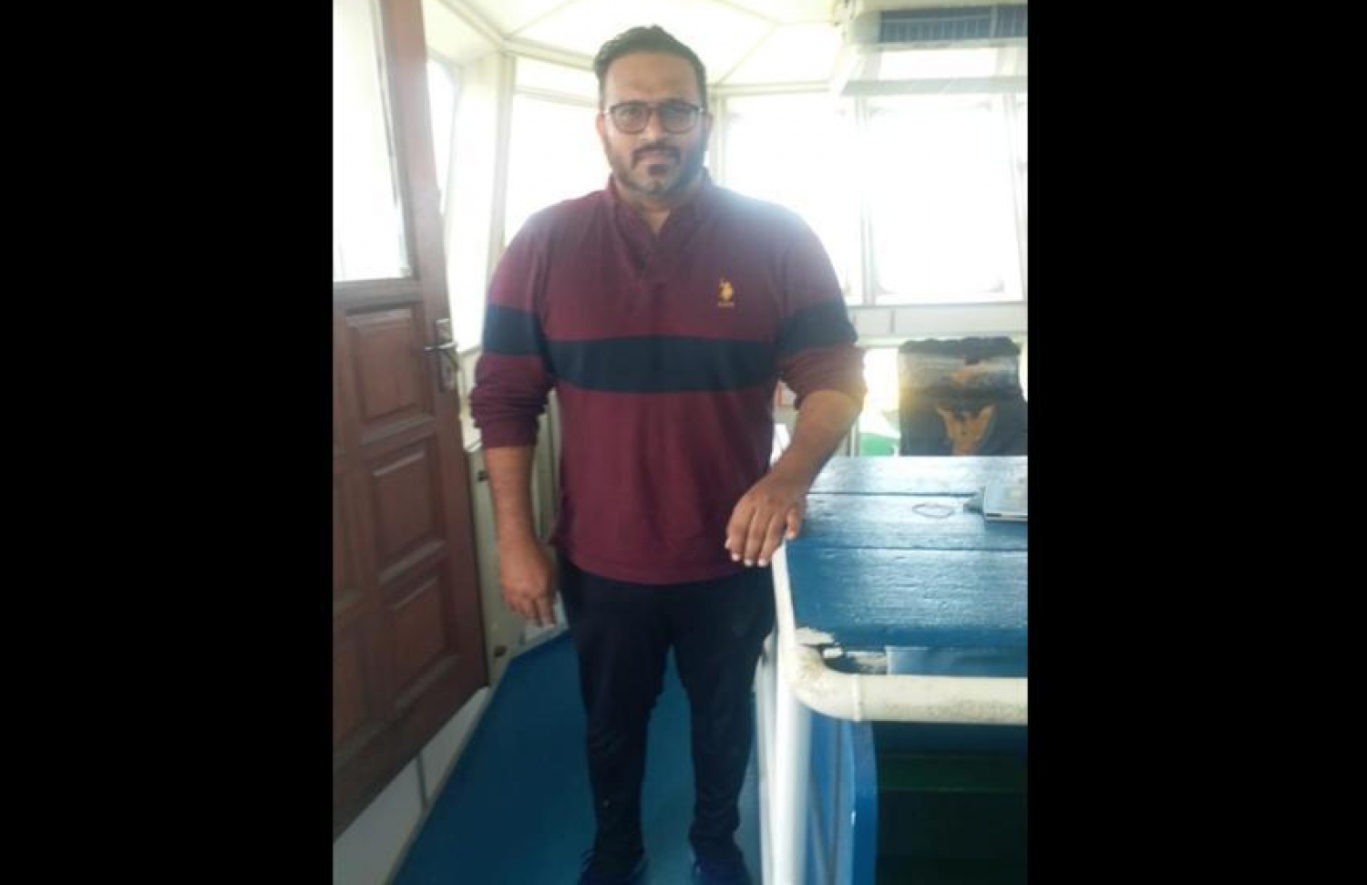 އަދީބު ޓަގް ބޯޓުގައި