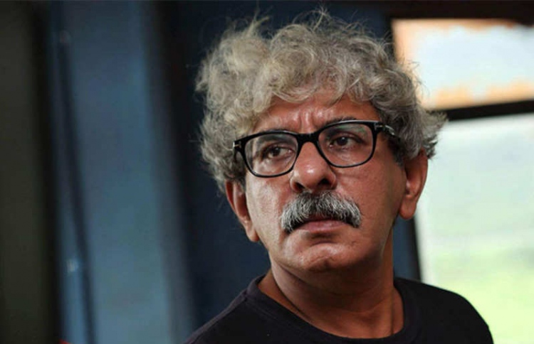 ޑައިރެކްޓަރު ސްރީރާމް ރަގްވަން.