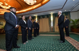 President Ibrahim Mohamed Solih meets the members of the presidential commission. PHOTO: HUSSAIN WAHEED / MIHAARU