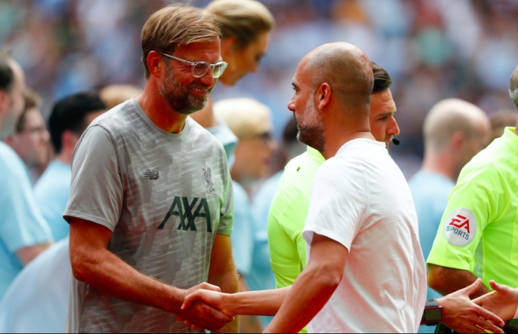 ޝެޑިއުލާ ދެކޮޅަށް ގާޑިއޯލާ އާއި ކްލޮޕް އެއްގަލަކަށް