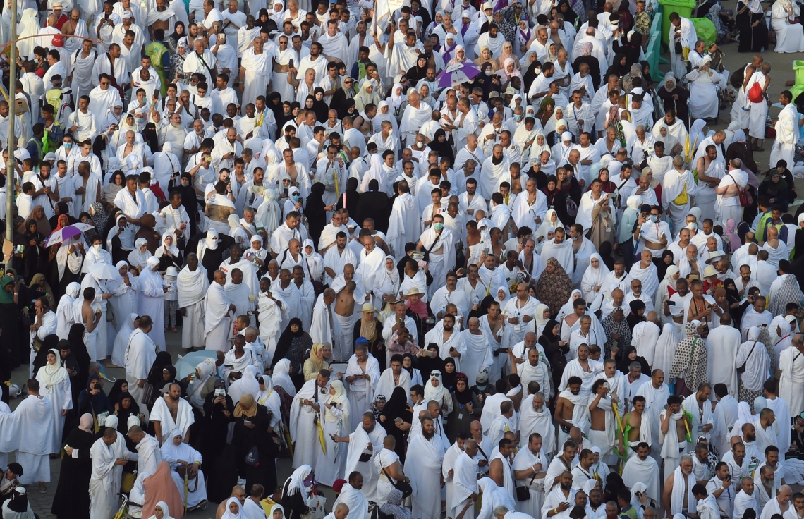 އަރަފާތު: އޮގަސްޓް 10، 2019: ހައްޖުވެރިން އަރަފާތު ބިމުގައި. --ފޮޓޯ:އޭއެފްޕީ