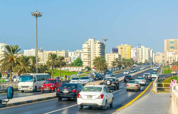 މަގުމަތީގައި ކާރު ސްޓަންޓް ހެދުމުން ކުނި ކަހުވައިފި