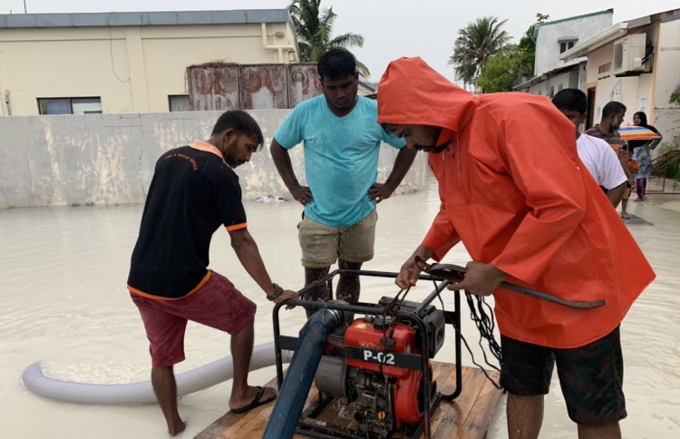 ނައިފަރުގެ ބައެއް ގޭގެއަށް ފެން ވަދެ ގެއްލުން ވެއްޖެ