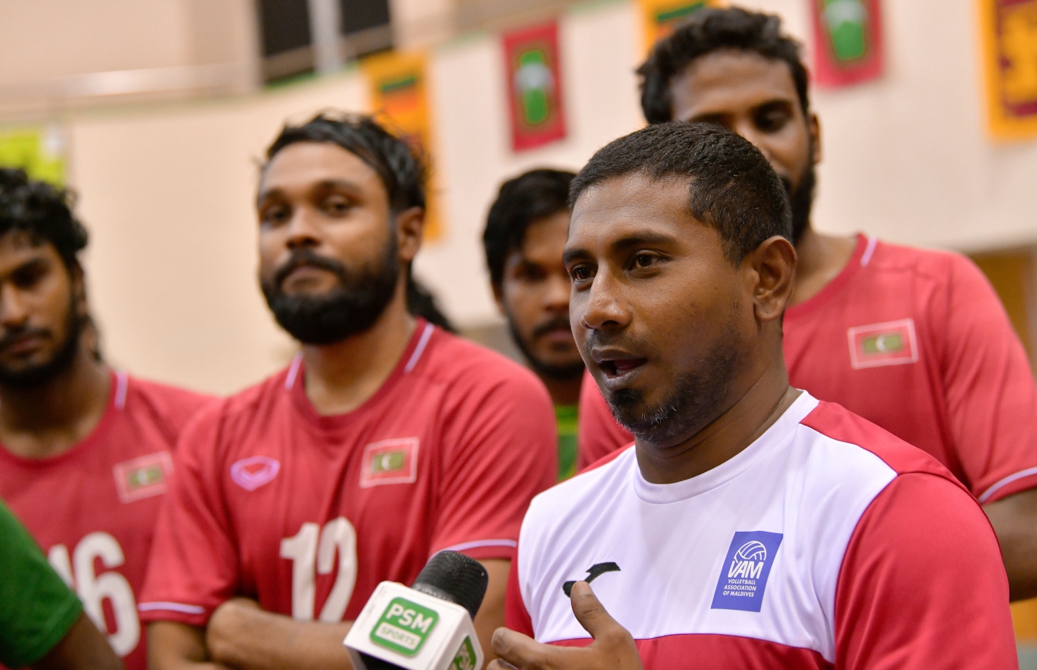 ރޭގެ މެޗަށް ފަހު ސްޕޯޓްސް މިނިސްޓަރު މަހުލޫފް އިންޓަވިއުދެނީ.-- ފޮޓޯ: ނިޝާން އަަލީ/ މިހާރު