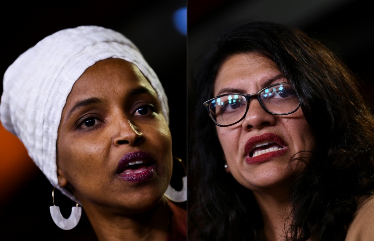 އެމެރިކާގެ މުސްލިމް ދެ މެންބަރުން އިޒްރޭލަށް ވަނުން މަނާ