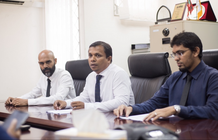 އެޗްޑީއެފްސީން ސުކޫކާއި ބޮންޑު ވިއްކަން ފަށައިފި