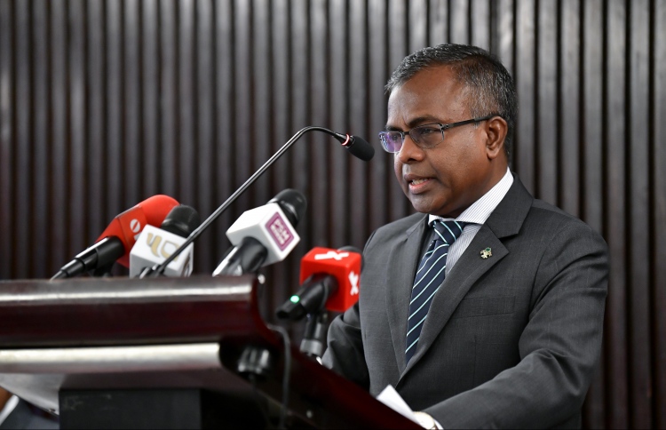 ސަސްޕެންޝަން ބަލައެއްނުގަންނަން: އުއްތަމަ ފަނޑިޔާރު