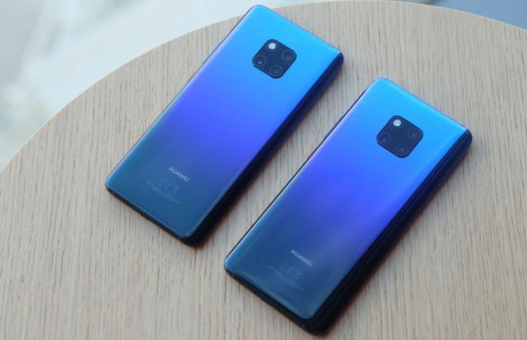 ބާރުގަދަ ފޯނުތައް މި އަހަރު އަދިވެސް ކުރި އަށް