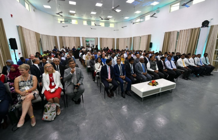 އުކުޅަހުގައި ސައިންސްވެރިންގެ ކޮންފަރެންސް ފަށައިފި