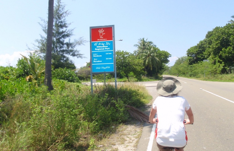 ސައިކަލުން ވެއްޓުނު މީހަކަށް ސީރިއަސް އަނިޔާތަކެއް