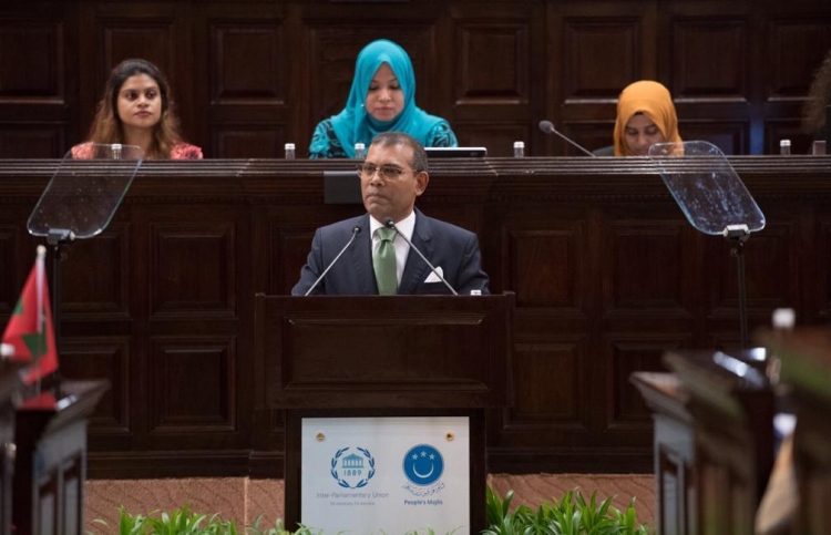 "މޫސުމީ ހައްލު ހޯދުމަކީ ސިޔާސީ ބޮޑު ގޮންޖެހުމެއް"