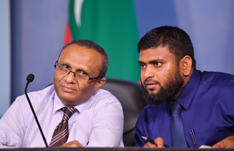 ރިޕޯޓް އާއްމުވި މައްސަލަގައިގައި ޝުމްބާއާ ސުވާލުކޮށްފި