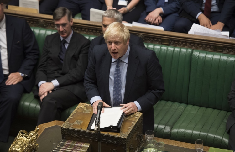 ޕާލަމެންޓުގައި ބޮޑު ވަޒީރު ޖޯންސަން އަށް ނާކާމިޔާބު