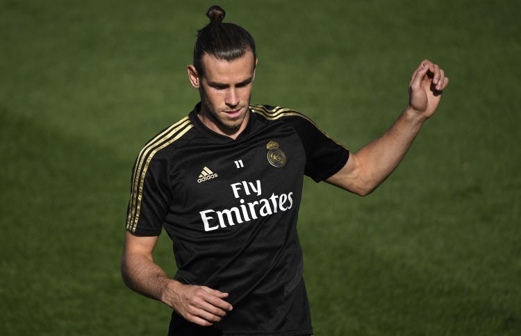 ރެއާލަށް ދެރަބަހެއް ނުބުނާނަން: ބޭލް