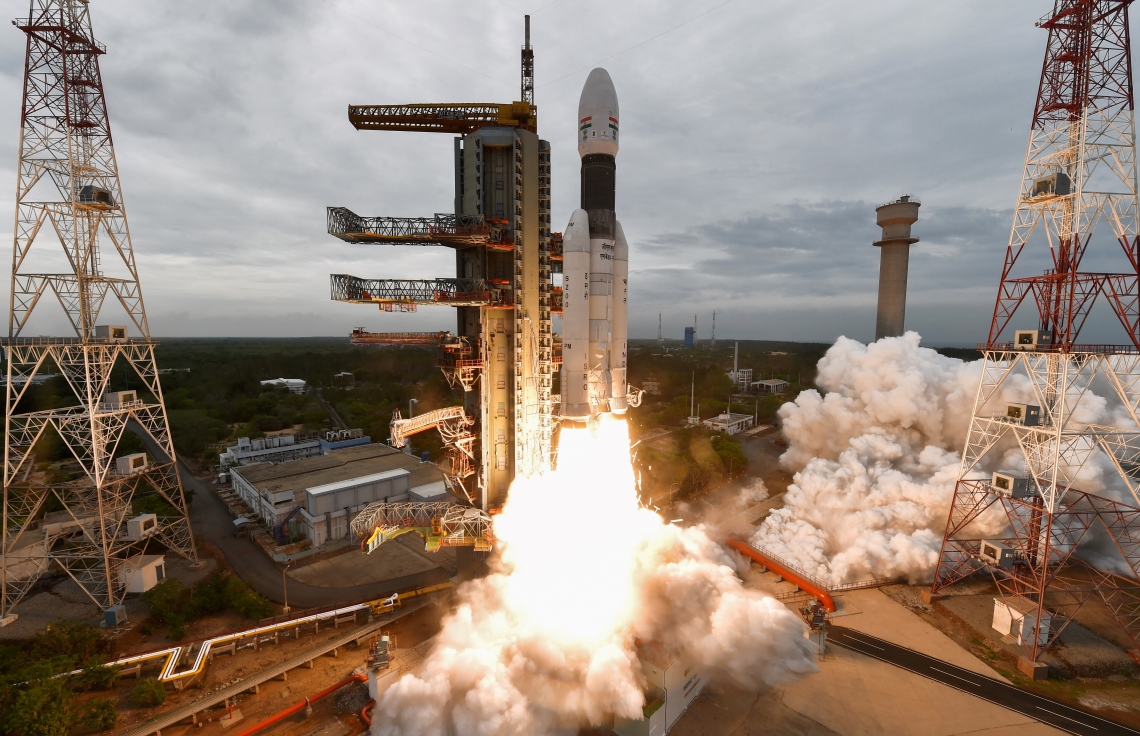 ހަނދަށް ފޮނުވާ އިންޑިއާގެ ޖައްވީ އުޅަނދު ޖުލައި 22 ގައި އުދުއްސާލަނީ. --ފޮޓޯ:އޭއެފްޕީ