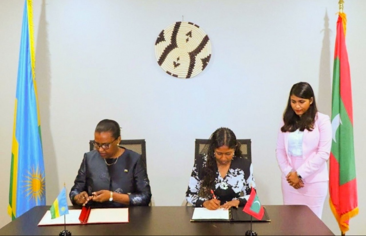 ރާއްޖެ އާއި ރުވާންޑާއާ ދެމެދު ސިިޔާސީގުޅުން ގާއިމްކޮށްފި