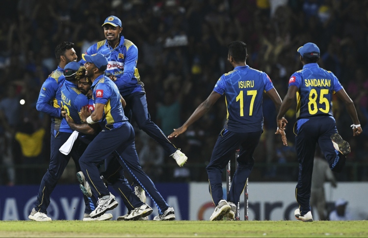 ޕާކިސްތާނަށް ދާން ލަންކާގެ 10 ކުޅުންތެރިއަކު ދެކޮޅު!