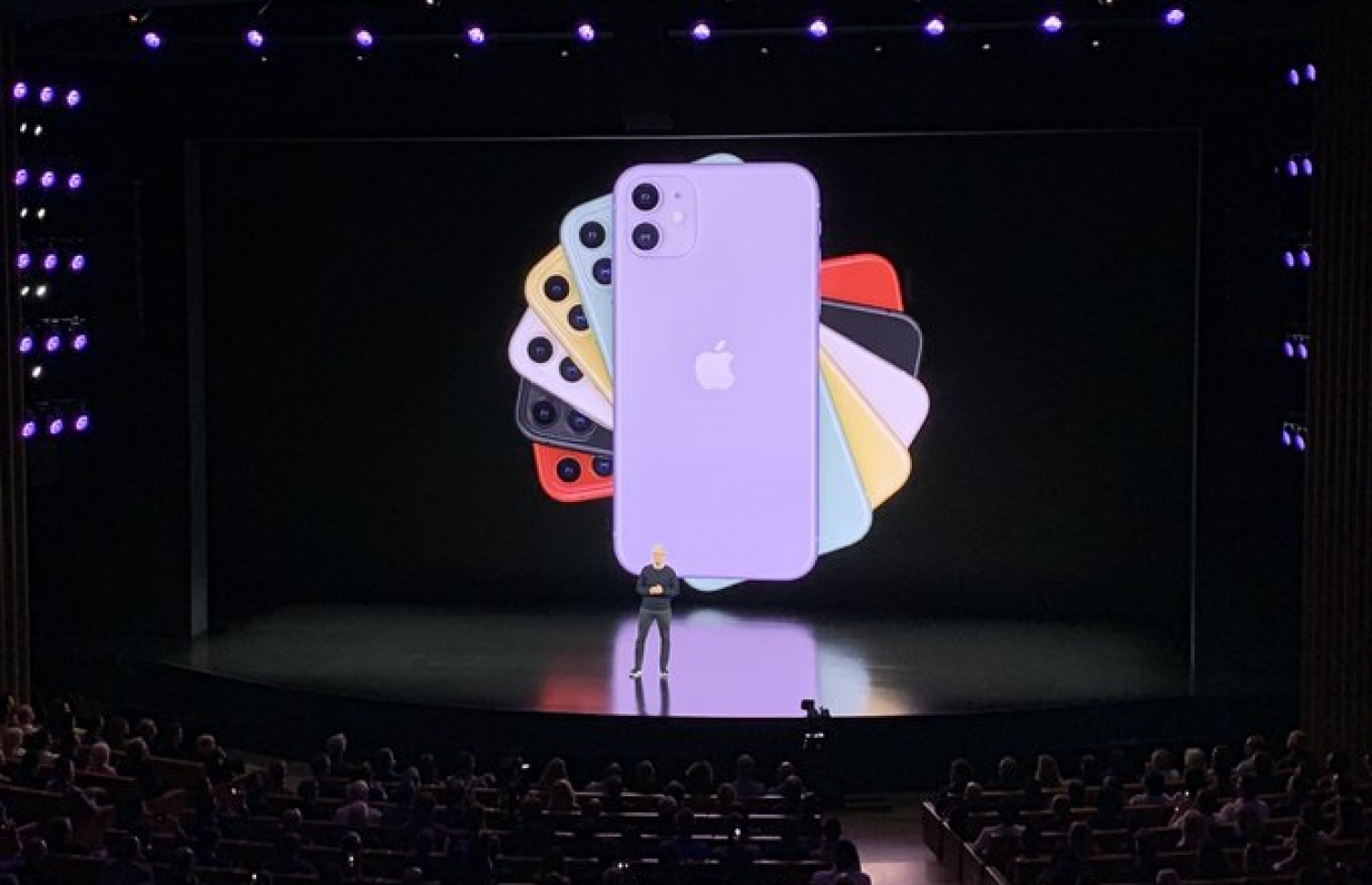 އެޕަލް އައިފޯން 11 ގެ ކުލަތައް