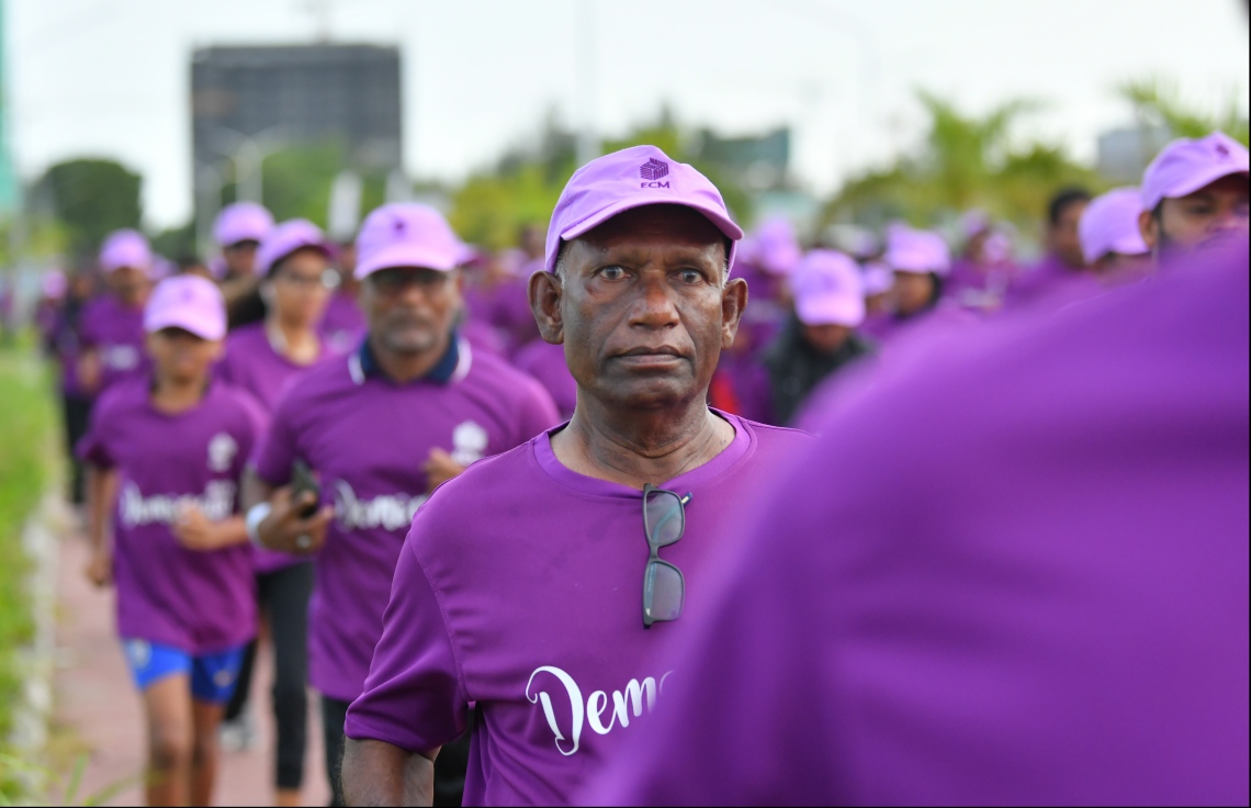 ހުޅުމާލެ: ސެޕްޓެމްބަރު 14، 2019: ބައިނަލްއަގުވާމީ ޑިމޮކްރަސީ ދުވަސް ފާހަގަކުރުމުގެ ގޮތުން އިލެކްޝަންސް ކޮމިޝަނުން އިންތިޒާމުކޮށްގެން ބޭއްވި "ޑިމޮކްރަސީ ރަން 2019"ގެ ތެރެއިން.---ފޮޓޯ: ހުސައިން ވަހީދު /މިހާރު