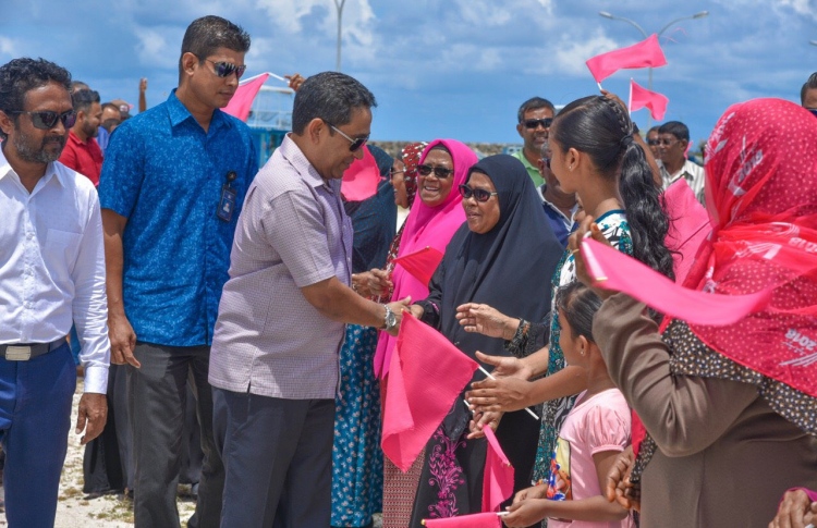 ސަރުކާރު ނާގާބިލް، ފެންނަނީ ވީރާނާ މަންޒަރުތަކެއް:ޔާމީން