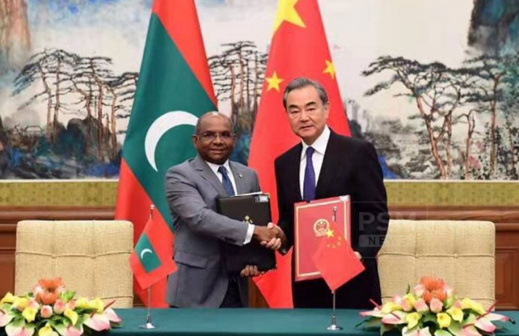 ރާއްޖެ-ޗައިނާ އިން ތިން އެމްއޯޔޫއެއްގައި ސޮއިކޮށްފި