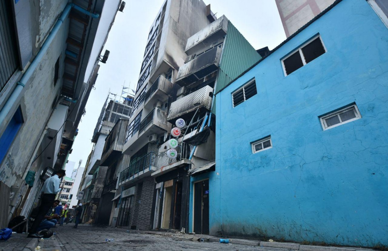 އަބަދަށްފެހި މަގުގައި ހުރި ބައެއް ގެތައް އަލިފާނުގެ ހާދިސާއަށް ފަހު -- ފޮޓޯ: ހުސެއިން ވަހީދު/ މިހާރު