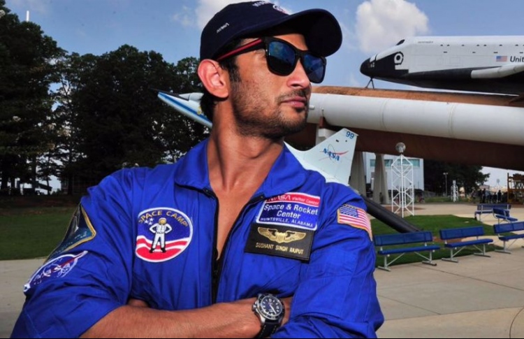 ސުޝާންތު ނާސާގައި ތަމްރީން ހަދަނީ