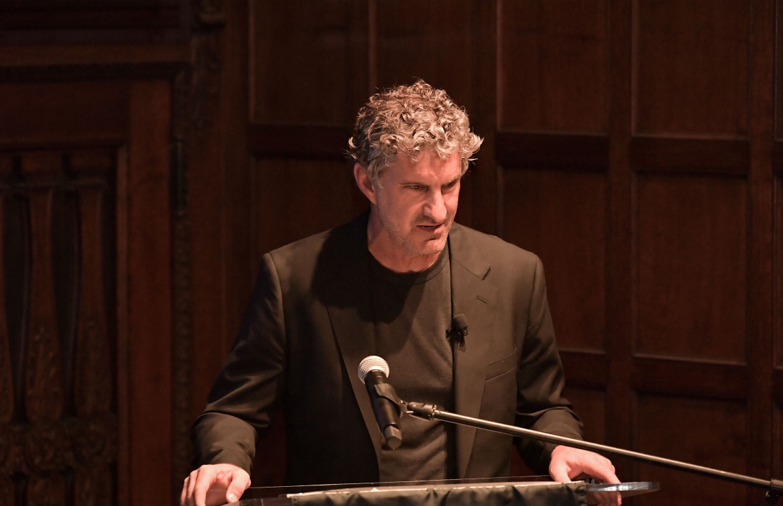 އެމެރިކާ، ނިއުޔޯކު: ސެޕްޓެމްބަރު 25، 2019: އ.ދ.ގެ ޢާންމު މަޖިލީހުގެ ބައްދަލުވުމެއްގެ ގޮތުގައި ކުރިއަށްދިޔަ ދެމެހެއްޓެނިވި ތަރައްގީގެ އަމާޒުތަކާބެހޭ ވިޔަފާރި ފޯރަމުގައި ދުނިޔޭގެ އެންމެ ފުރަތަމަ "ޕާލޭ ފިއުޗާ އައިލެންޑް ނޭޝަން" އަކީ ދިވެހިރާއްޖެ ކަމުގައި އިޢުލާނު ކުރުމަށް ބޭއްވި ބައްދަލުވުމުގެ ތެރެއިން.-- ފޮޓޯ: ރައީސް އޮފީސް