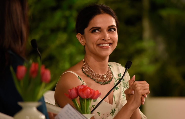 އެންމެ ބޮޑު މުސާރައެއް ނަގަނީ ދީޕިކާ