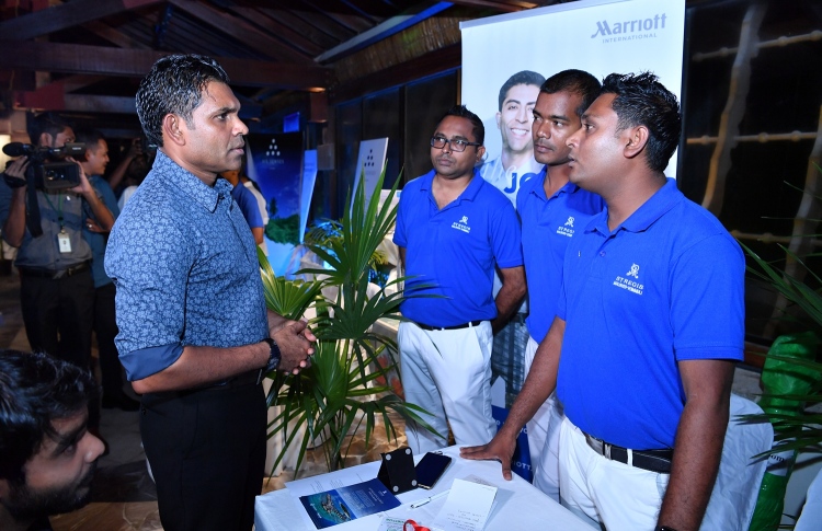 ޓޫރިޒަމް ދާއިރާގައި ދިވެހިން އަދި ގިނަވާނެ: ފައިސަލް