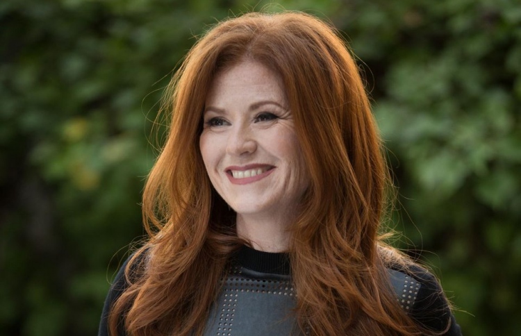 ސޮފްޓްޑްރިންކާ ދެކޮޅަށް ފެން އުފައްދައިގެން ވިޔަފާރިއެއް