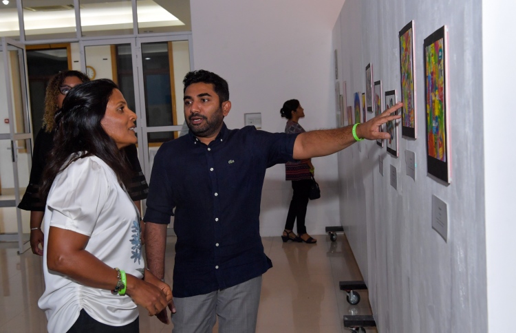 "ބީ ކައިންޑް" ހަރަކާތް ފަޒްނާ އިފްތިތާހުކޮށްދެއްވައިފި