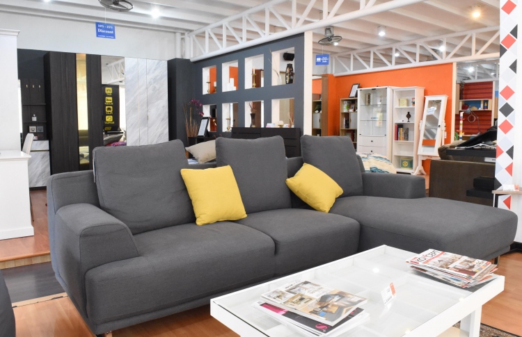 އަލޯރާ އިން އެސްބީ ސްޓޮކް ކްލިއަރެންސް ސޭލް ފަށައިފި