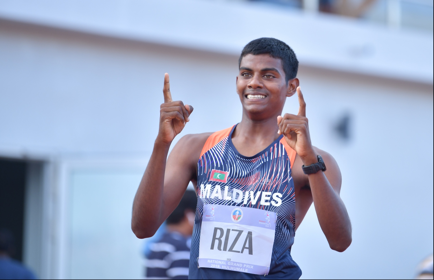 ރިޒާ އިއްޔެ 1500 މީޓަރު ދުވުން ކާމިޔާބުކުރުމަށް ފަހު އުފާފާޅުކުރަނީ. --ފޮޓޯ: ހުސެއިން ވަހީދު/ މިހާރު