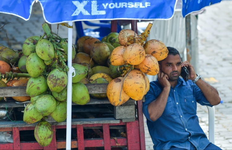 މާލޭގައި ސްޓްރީޓް ފުޑް ތައާރަފް ކުރަން ވިސްނަނީ