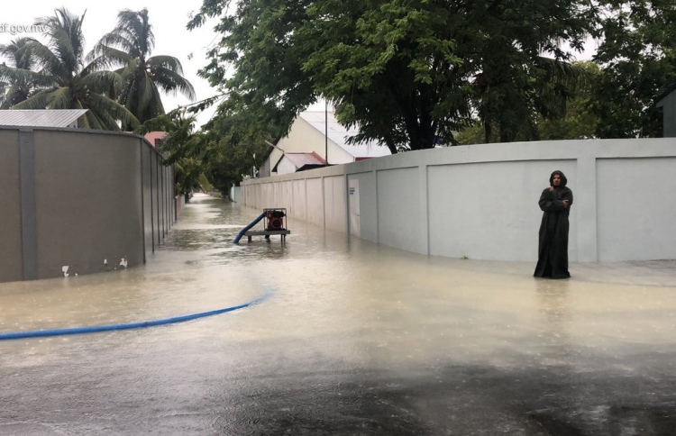 ބޯކޮށް ވާރޭވެހި، އައްޑޫގައި ފެންބޮޑުވެއްޖެ