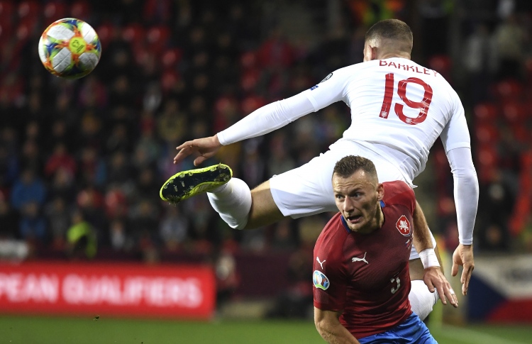 10 އަހަރަށް ފަހު އިންގްލެންޑަށް ނާކާމިޔާބެއް