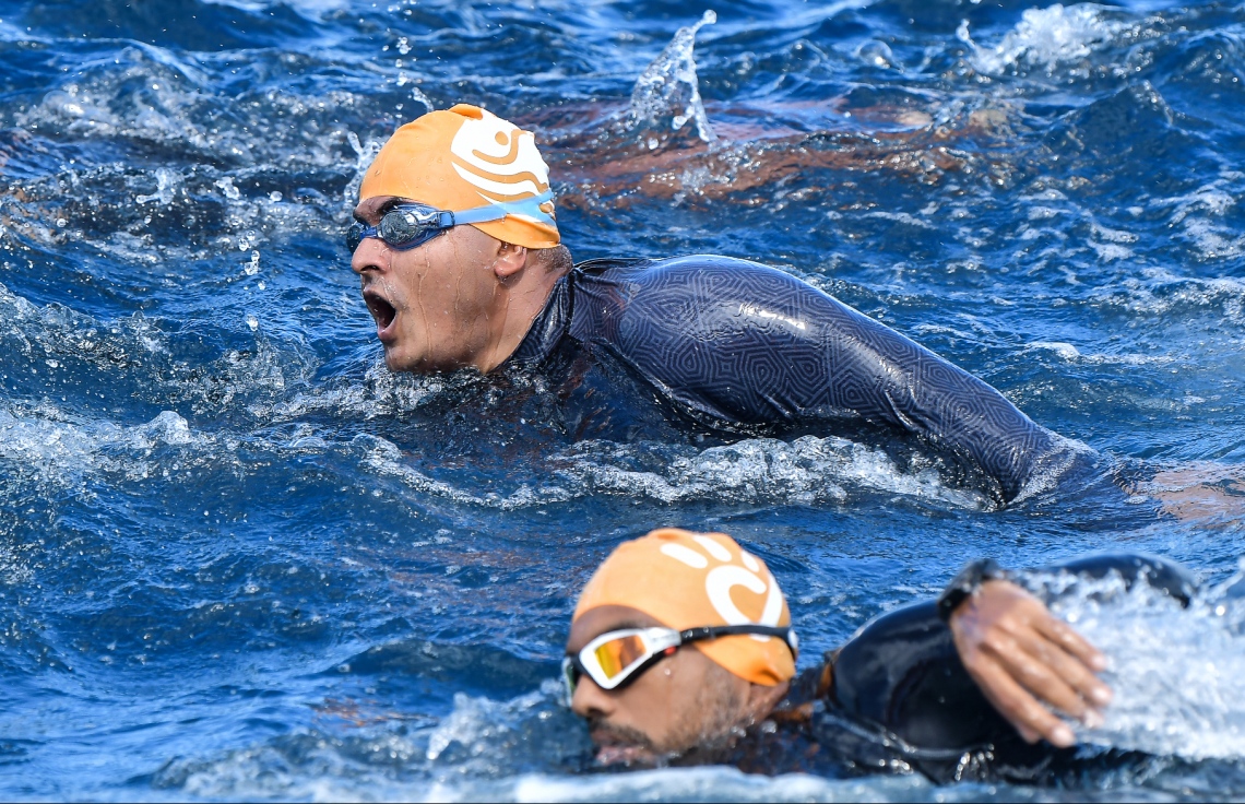 މާލެ (އޮކްޓޯބަރު 12) - ރަސްފަންނު ސަރަހައްދުގައި ސްވިމް މޯލްޑިވްސް އިން ބޭއްވި ދިރާގު މާލޭ އޯޕަން ފެތުމުގެ މުބާރާތް: މިއީ އާއްމުންނަށް ފެތުމުގެ ވާދަވެރި ޕްލެޓްފޯމެއް ހޯދައިދިނުމުގެ ގޮތުން ސްވިމް މޯލްޑިވްސް އިން ރާވައިގެން ފެށި މުބާރާތެއް. --ފޮޓޯ: ނިޝާން އަލީ/ މިހާރު