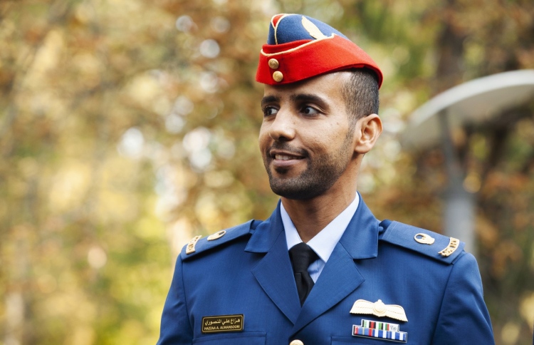 ޔޫއޭއީގެ އެސްޓްރޮނޯޓްގެ ޝަރަފުގައި ފައިސާ ފޮއްޗެއް