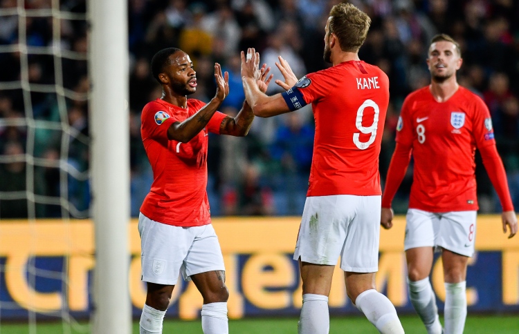 ދަނޑުން ފައިބަން އިންގްލެންޑުން ބޭނުމެއް ނުވި